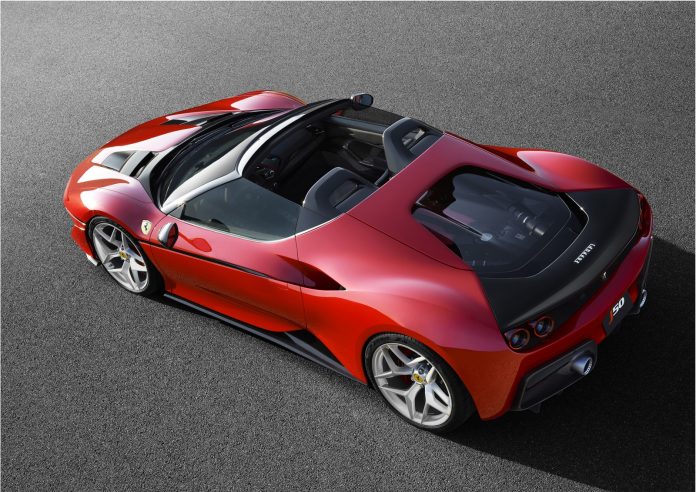 Η Ferrari γιορτάζει τα 50 χρόνια της στην Ιαπωνία με τη Ferrari J50!